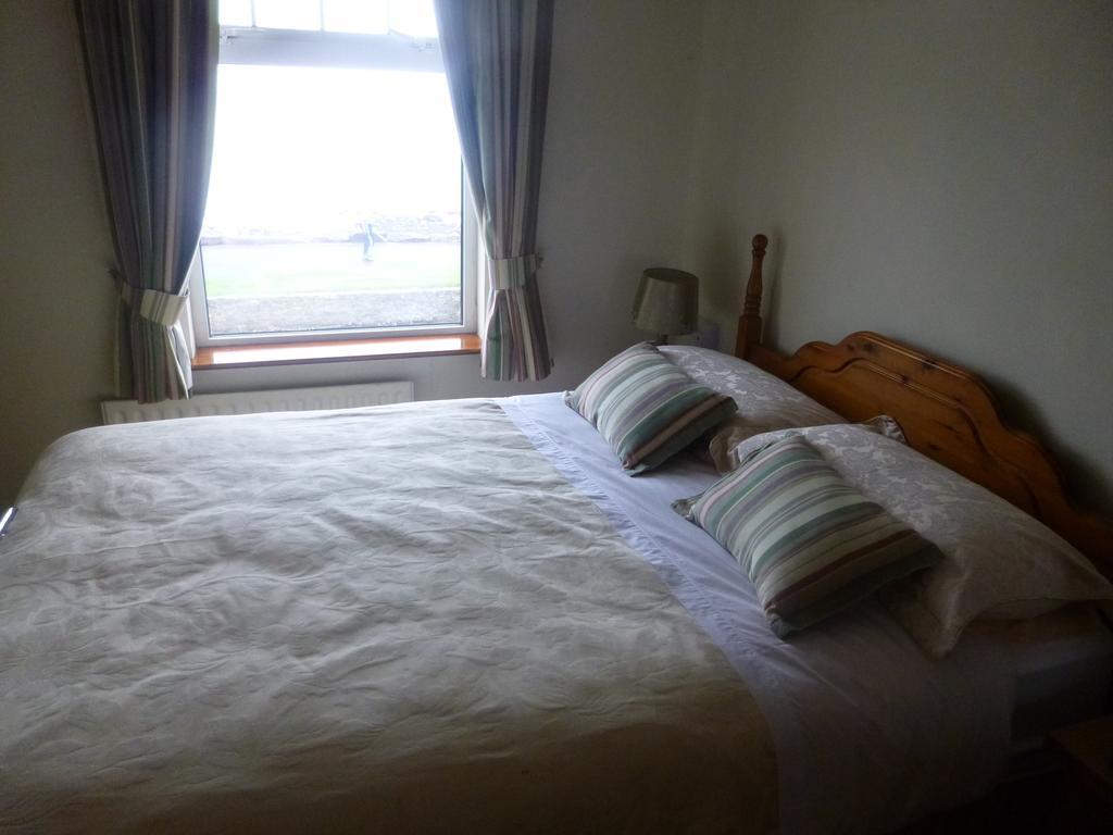 Clifford'S Ocean View B&B 瓦特维尔 客房 照片