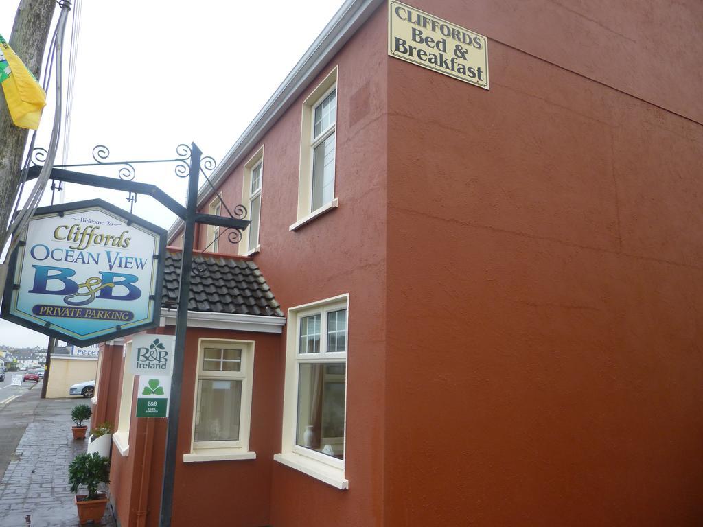 Clifford'S Ocean View B&B 瓦特维尔 外观 照片
